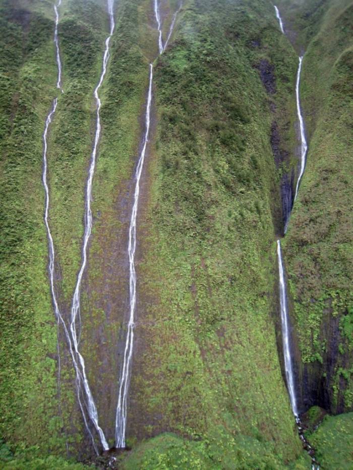 Стена плача на Гавайях (8 фото)