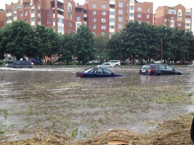 Наводнение в Москве из-за грозы