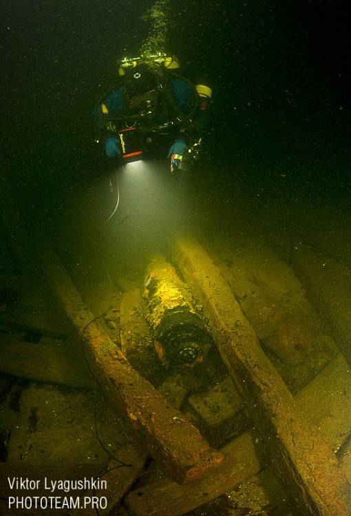 Работа подводных археологов (15 фото)