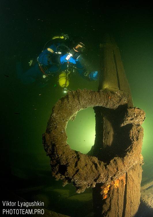 Работа подводных археологов (15 фото)