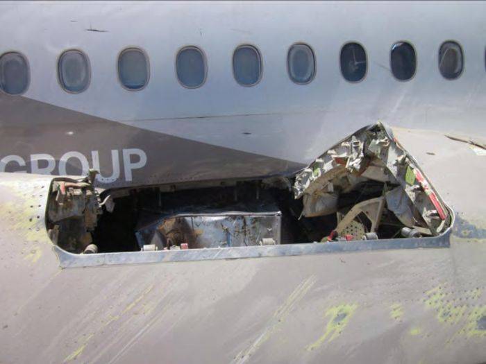  Asiana Airlines Flight 214     -. (32 )