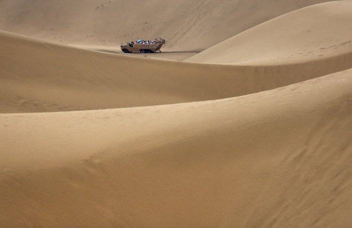 Desert Lotus Hotel – цветок в поющих песках (28 фото)