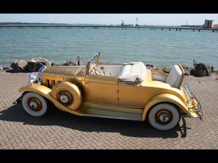 Cadillac 1931        (10 )