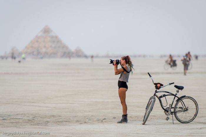 Транспортные средства Burning Man 2013 (39 фото)
