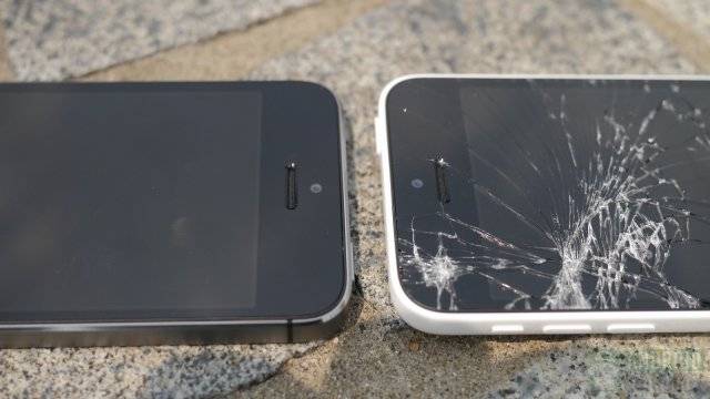-  iPhone 5S  iPhone 5C (9 +)