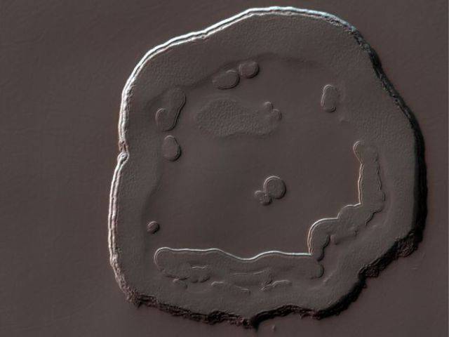 Фантастические снимки Марса, сделанные орбитальным летательным аппаратом (12 фото)