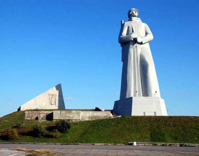 5 самых высоких статуй России (5 фото)