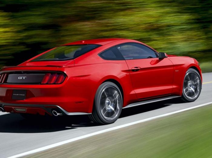 Ford    Mustang (25 )