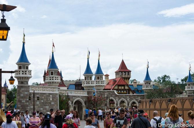   Walt Disney World Magic Kingdom (56 )