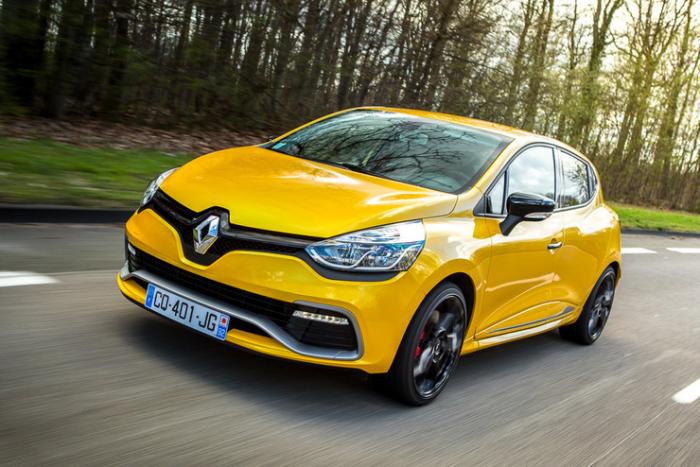 - Renault Clio R.S. 200 (13 )