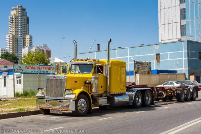  Peterbilt 359 EXHD (35 ) 