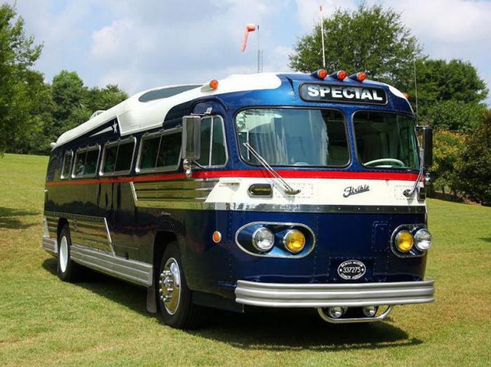    1957 Flxible Starliner (15 ) 