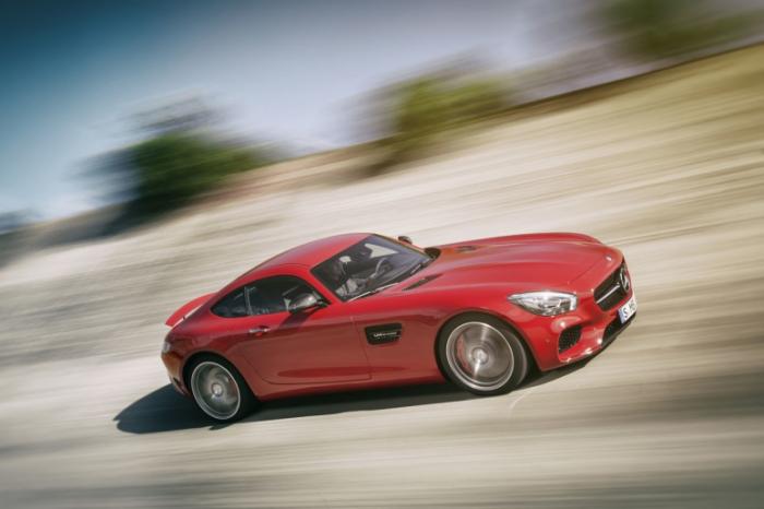 Mercedes-AMG GT 2015:     (10 +)