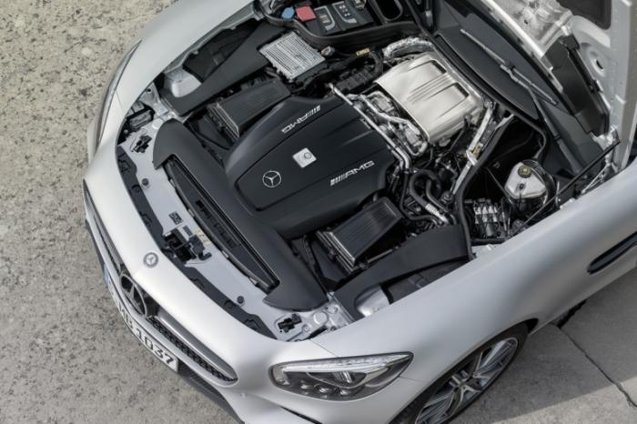 Mercedes-AMG GT 2015:     (10 +)