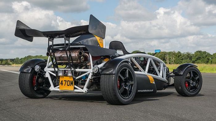 - Ariel Atom 3.5R (14 )