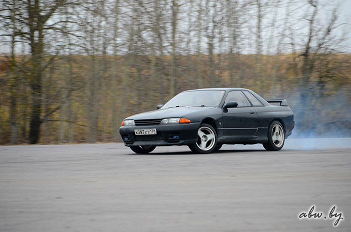 Nissan GT-R R32 -   (10 )