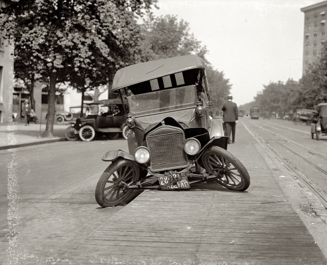 Автоаварии начало 20го века (24 фото)