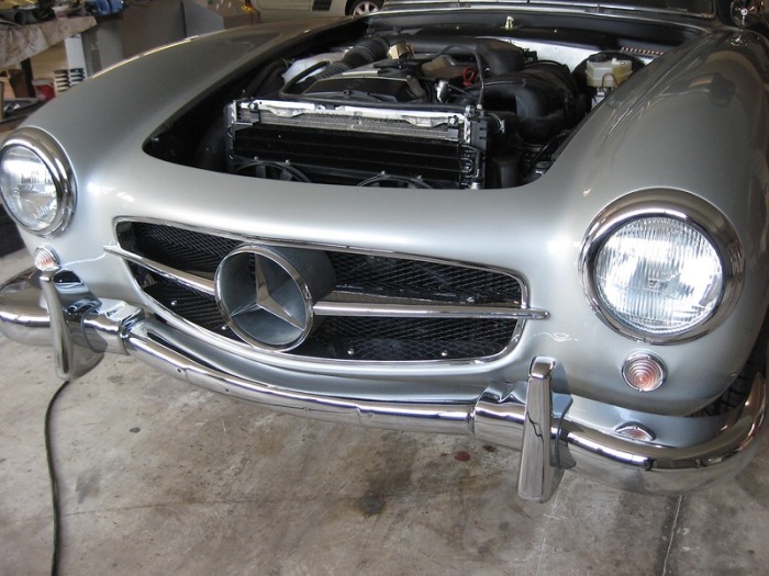   . Mercedes-Benz 300SL Gullwing (90 )