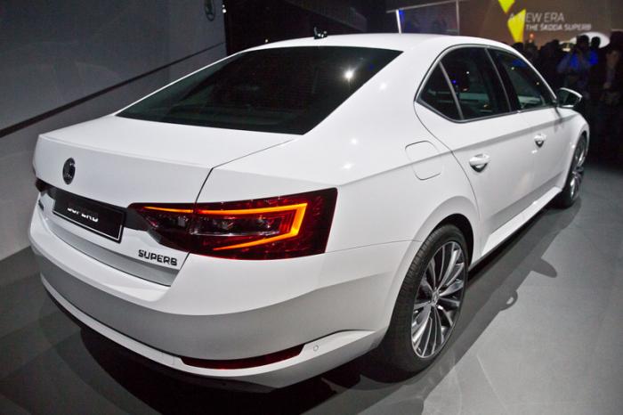   Skoda Superb   (19 )