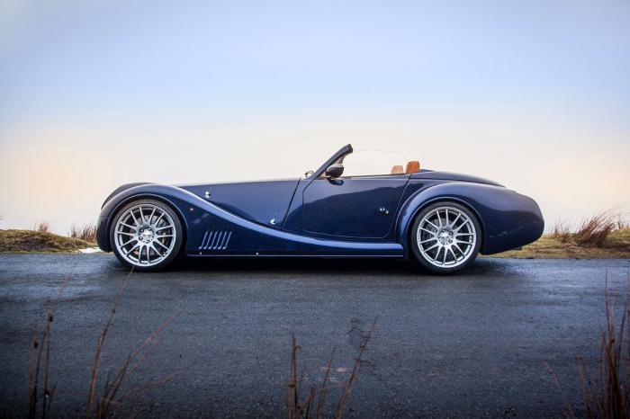   Morgan Aero 8 (19 )