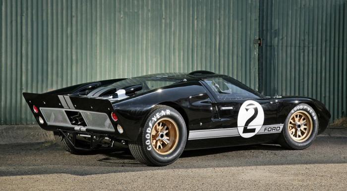  Ford GT     (32 )