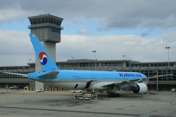     Boeing-777 (14 )