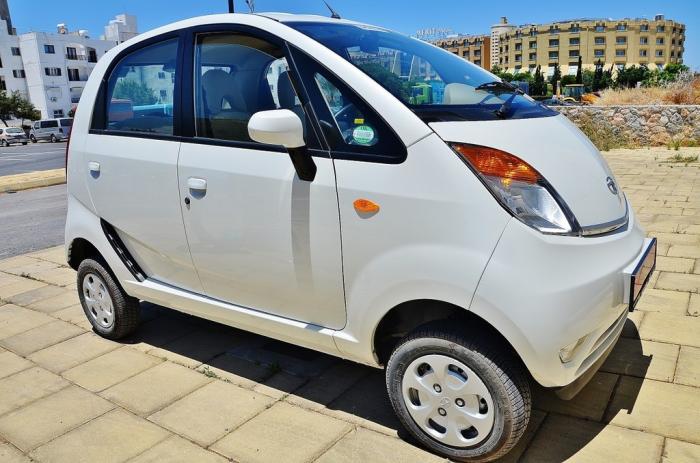 Tata Nano -      (17 )