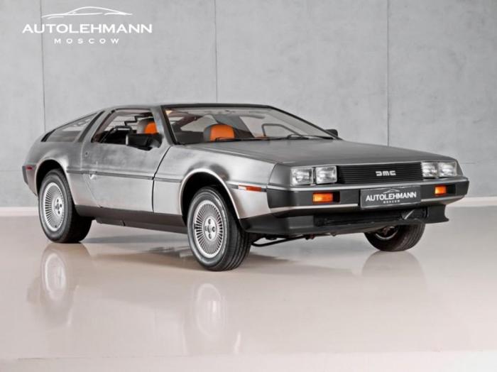 DeLorean DMC-12   (18 )