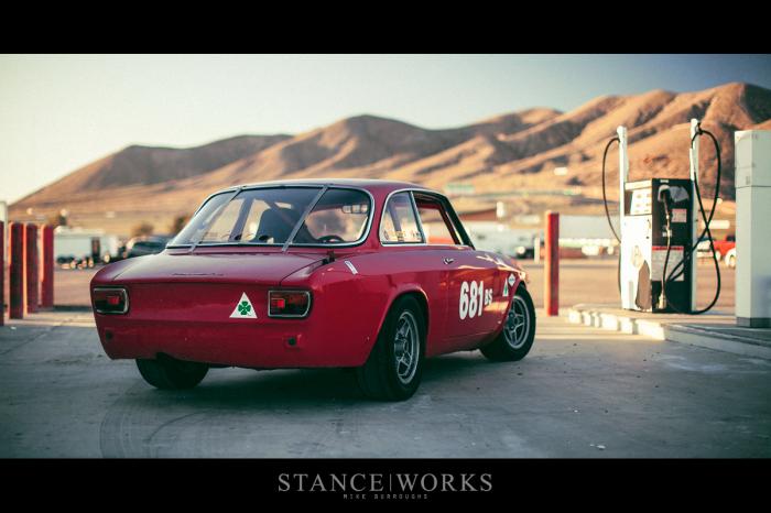   Alfa Romeo   (22 )