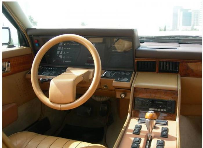 ""   Aston Martin Lagonda (8 )