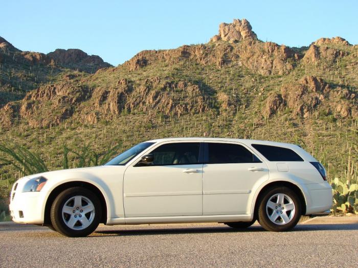   Dodge Magnum (5 )