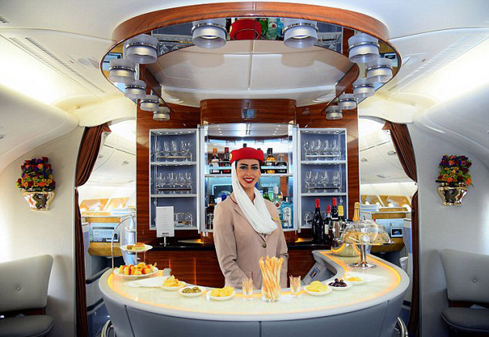  Emirates Airline   Airbus A380 (7 )