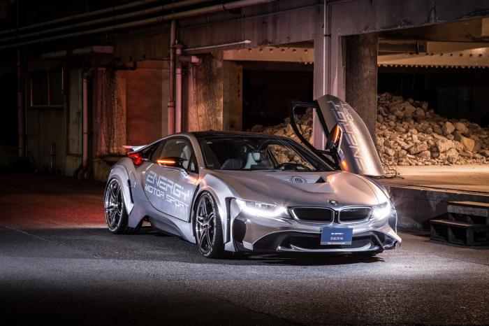 BMW i8 Cyber Edition -    (20 )