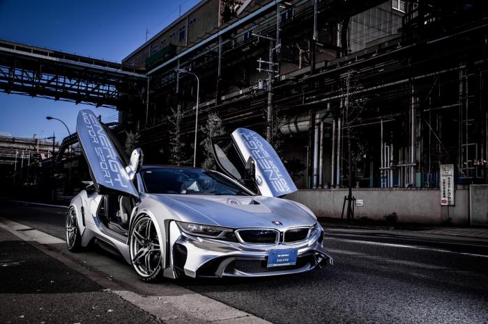 BMW i8 Cyber Edition -    (20 )