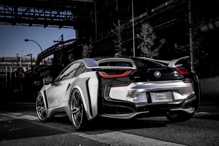 BMW i8 Cyber Edition -    (20 )