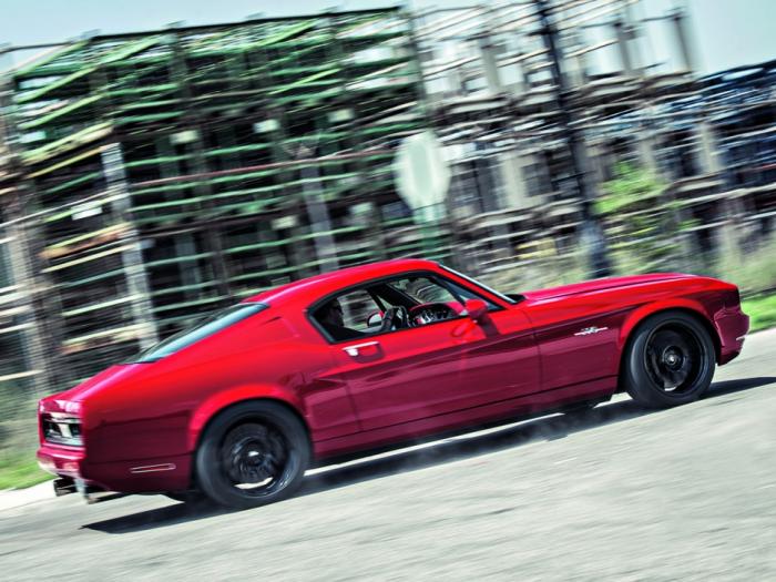 Equus Bass 770 -  Mustang   (14 )