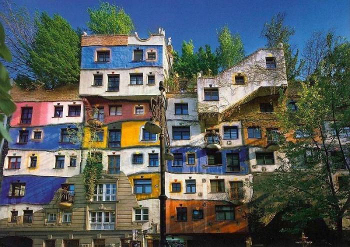 Необычные и экстравагантные жилые дома из разных уголков мира (17 фото)