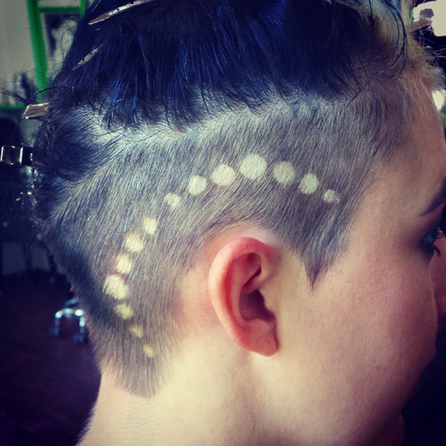   Instagram: #hairstencil (13 )