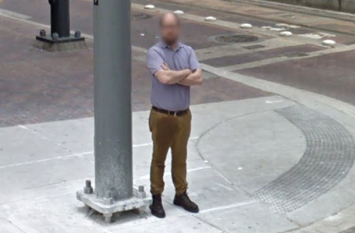      Google Street View (2 )