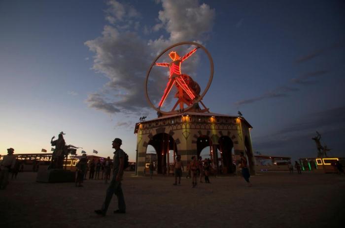    Burning Man 2016 (16 )