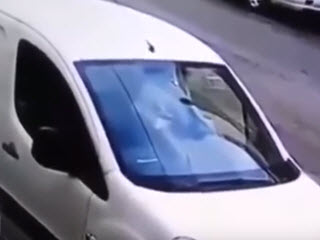Курить в машине реально опасно