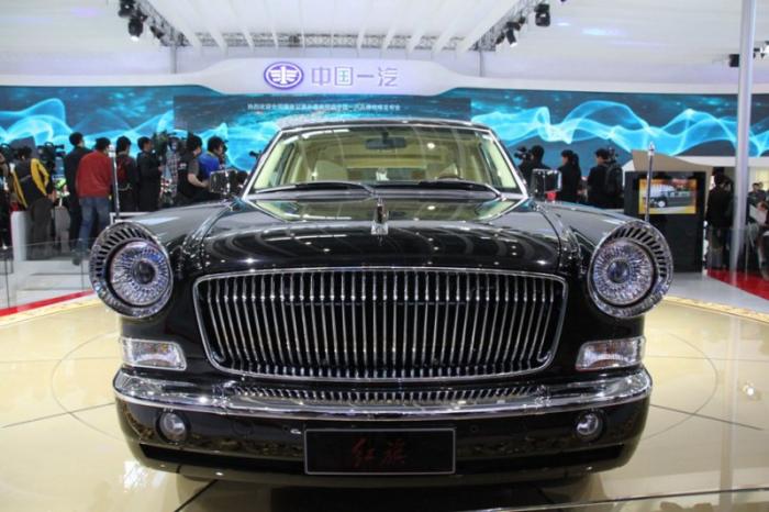 FAW HongQi HQE -    (17 )