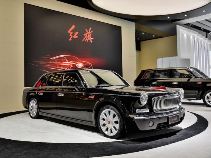 FAW HongQi HQE -    (17 )