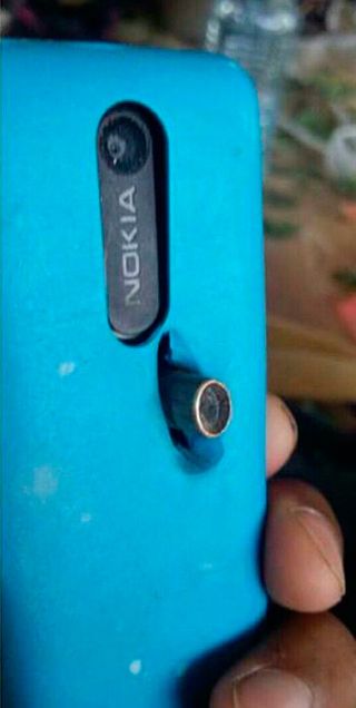  Nokia     (2 )