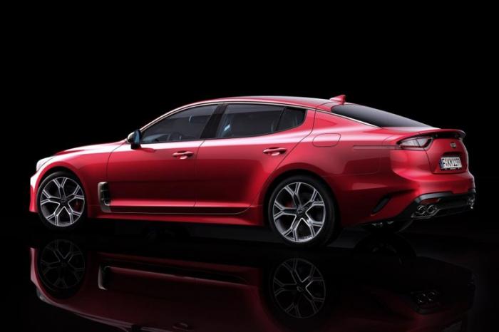 KIA   Stinger GT V6 (17  + 1 )