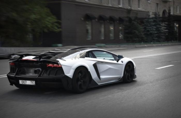  Lamborghini Aventador Carbonado by Mansory   (20 )