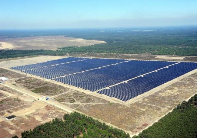 Solarpark Lieberose-   (9 )