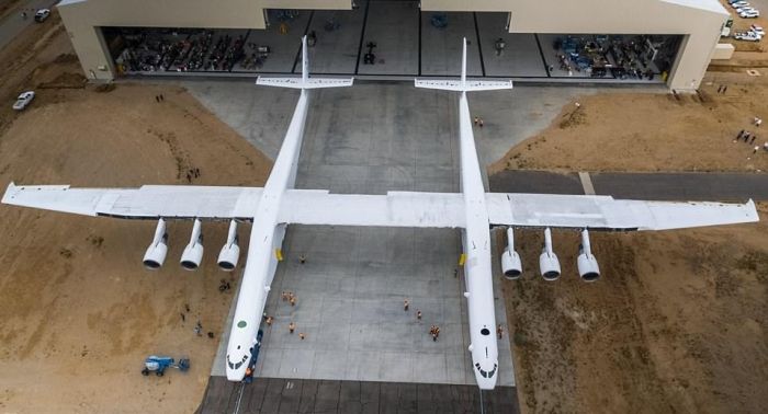          Stratolaunch (10 )