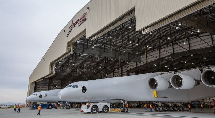          Stratolaunch (10 )