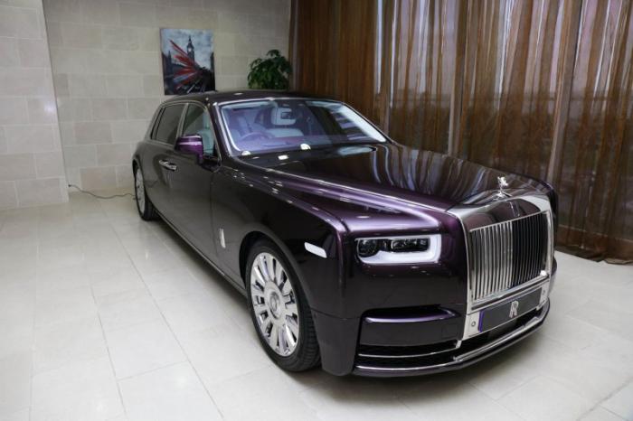  Rolls-Royce Phantom  37   (19 )